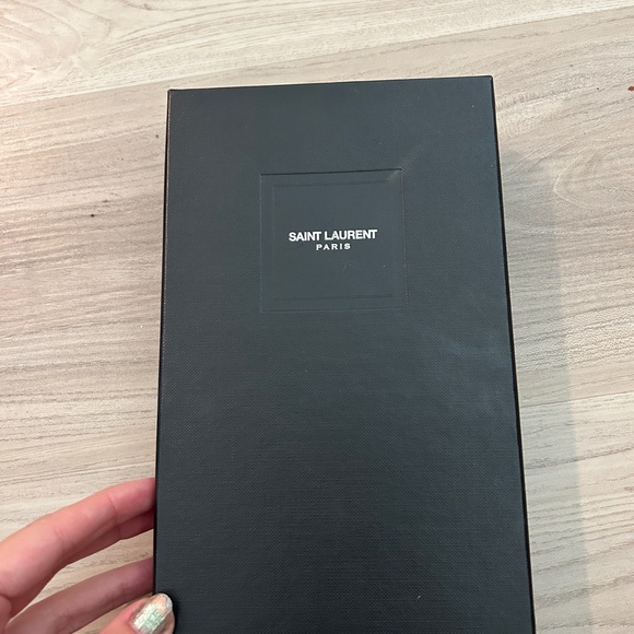 Saint Laurent black large soft leather wallet - Picture 9 of 12